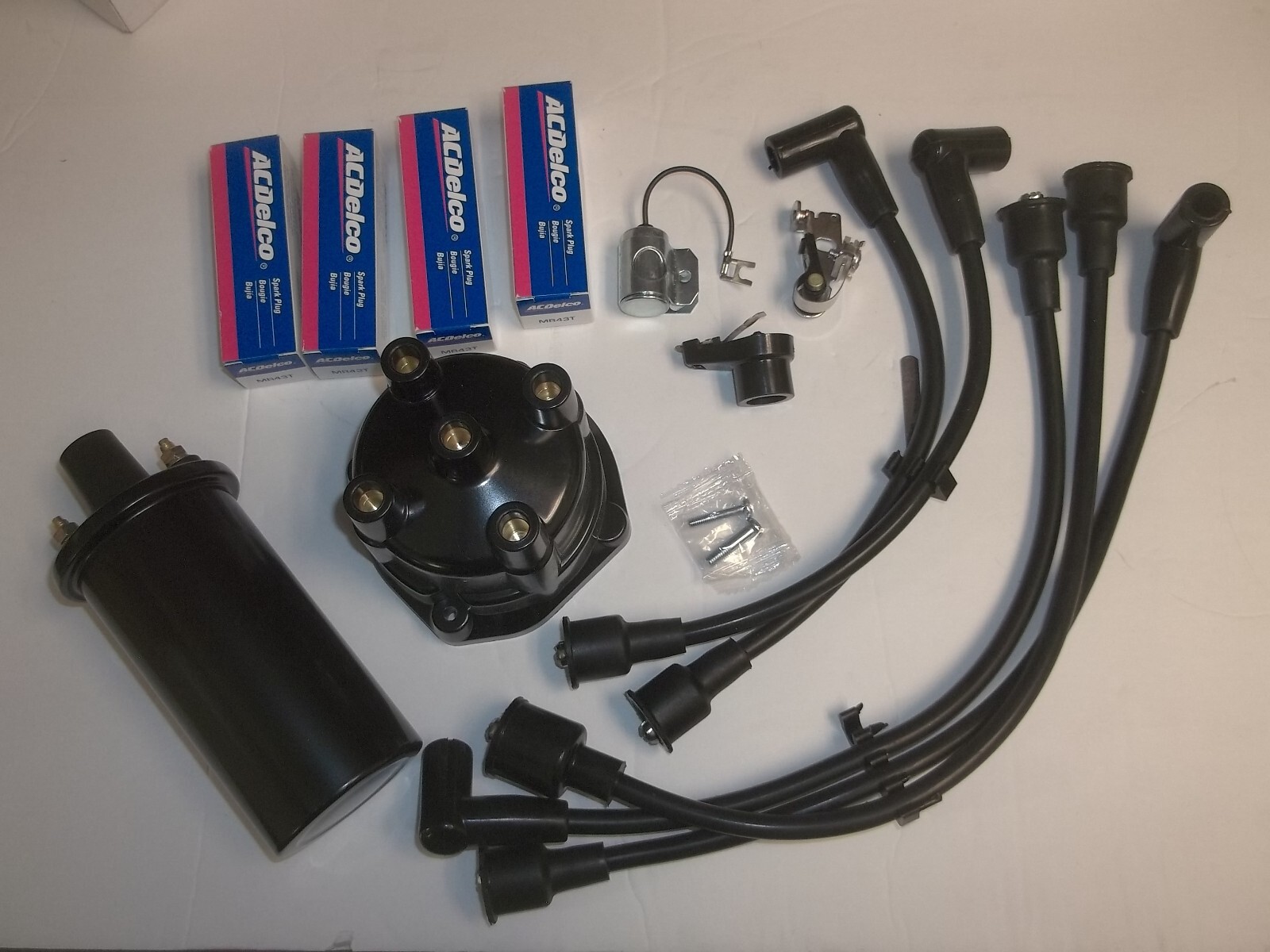 MerCruiser Tune-Up Kit 2.5L 3.0L Distributor Cap Rotor Points Plugs Wires COIL