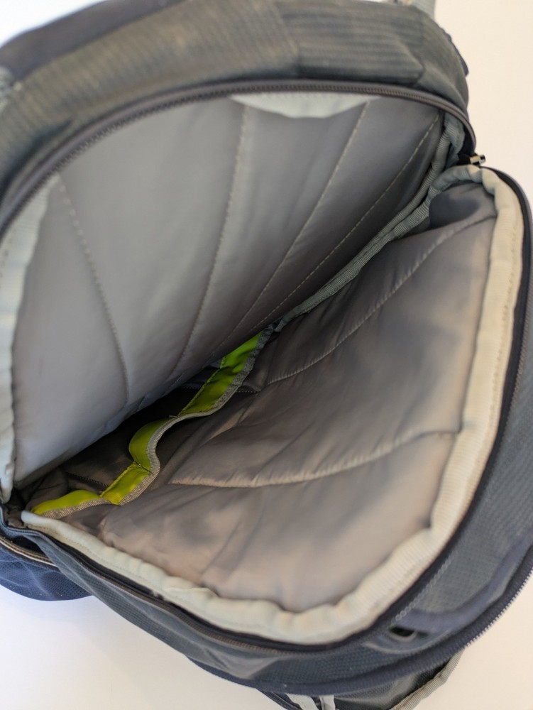 Camelbak Day Star 16 Hydration Backpack, NO hydration bladder Mesh Back Hiking