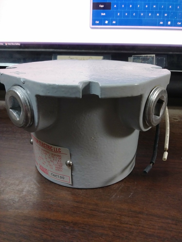 EGS APPLETON CAC100 LIGHTING CEILING BOX ASSEMBLY CODEMASTER NEW IN BOX