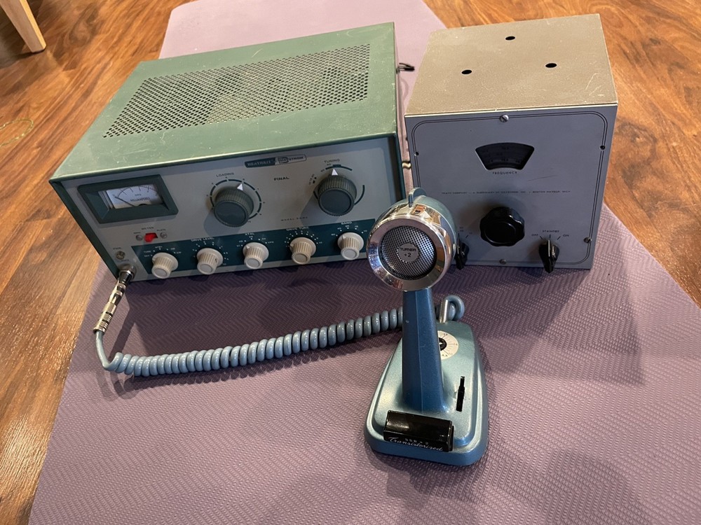 Heathkit DX-60 AM/CW Ham Radio Transmitter 80-40-20-15-10 meters, Fine Working