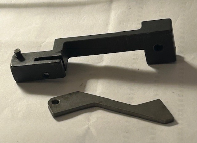 055201 Kicker Assembly