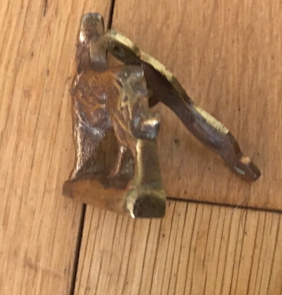 Vintage Brass German shepherd door knocker. (CD3)