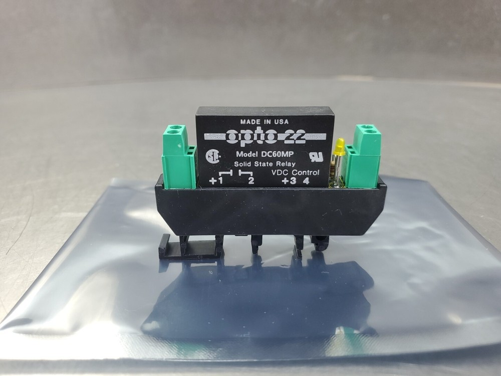 CABUR XO332060 SOLID STATE INTERCONNECT RELAY w/opto22 DC60MP Relay. 4D-13