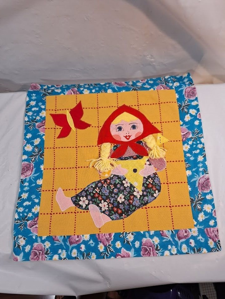 Quilt Size Single  Vibrant Colors Pillow case