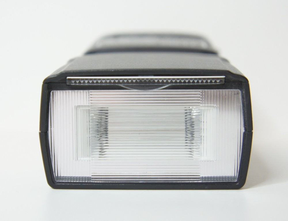 Neewer TT560 Shoe Mount Flash -- Tested & Working