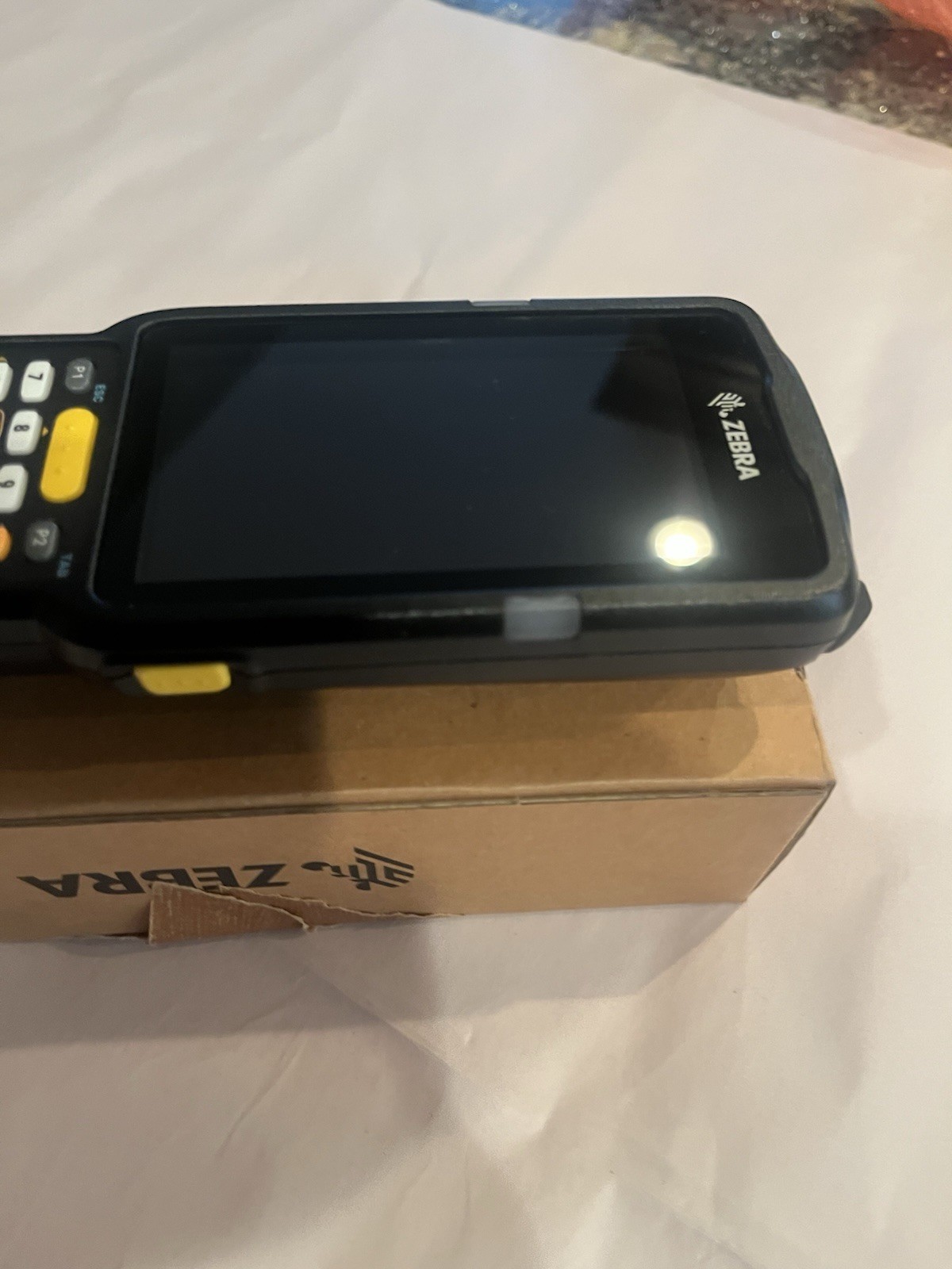 Zebra MC3300 MC330K-SI4HA3US-DT Mobile Computer Barcode Scanner 47 Key 2D