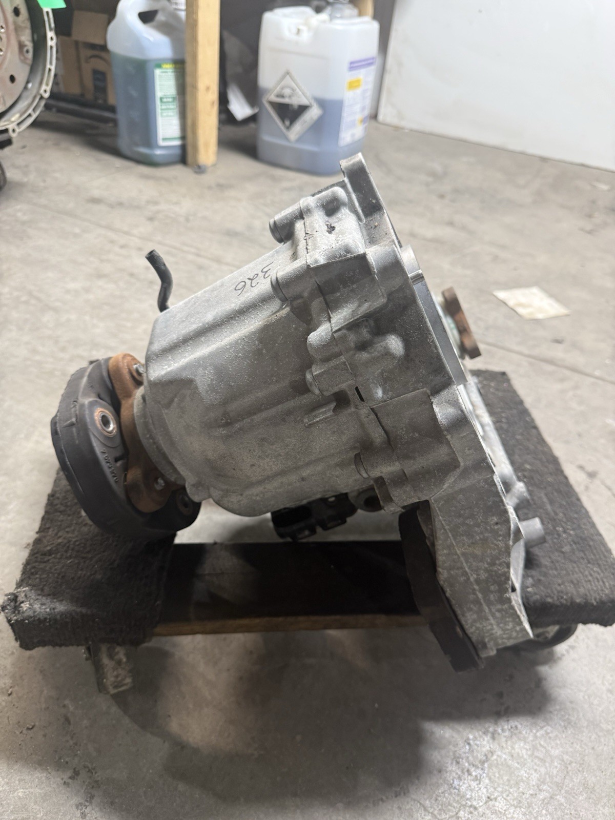 2013-2015 BMW E84 X1 2.0L N20 ATC35L Transmission Transfer Case OEM W/motor