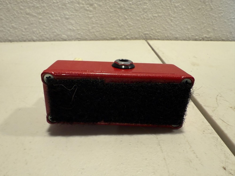 Malekko Omicron Comp Compressor Mini Compact Guitar Effect Pedal