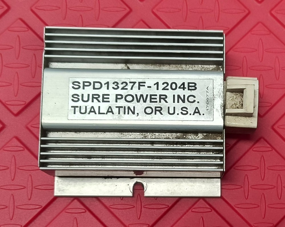 FREIGHTLINER SPD1327F-1204B Sure Power Low Voltage Disconnect (LVD) module