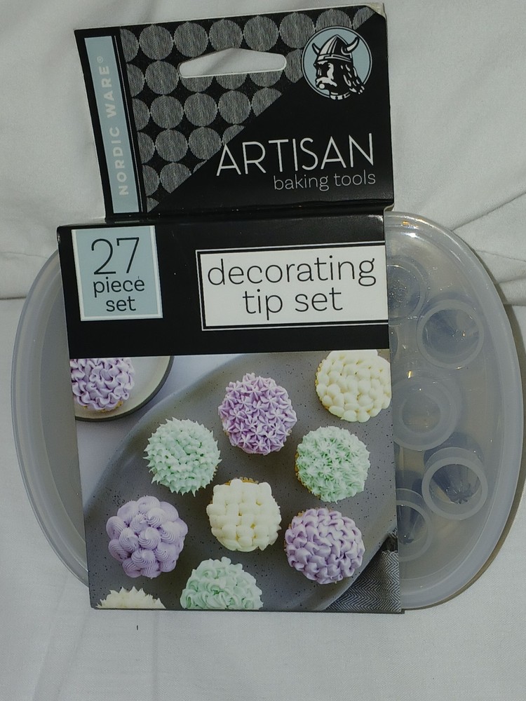 NEW Nordic Ware Artisan Decorating Tip Set 27 Pc