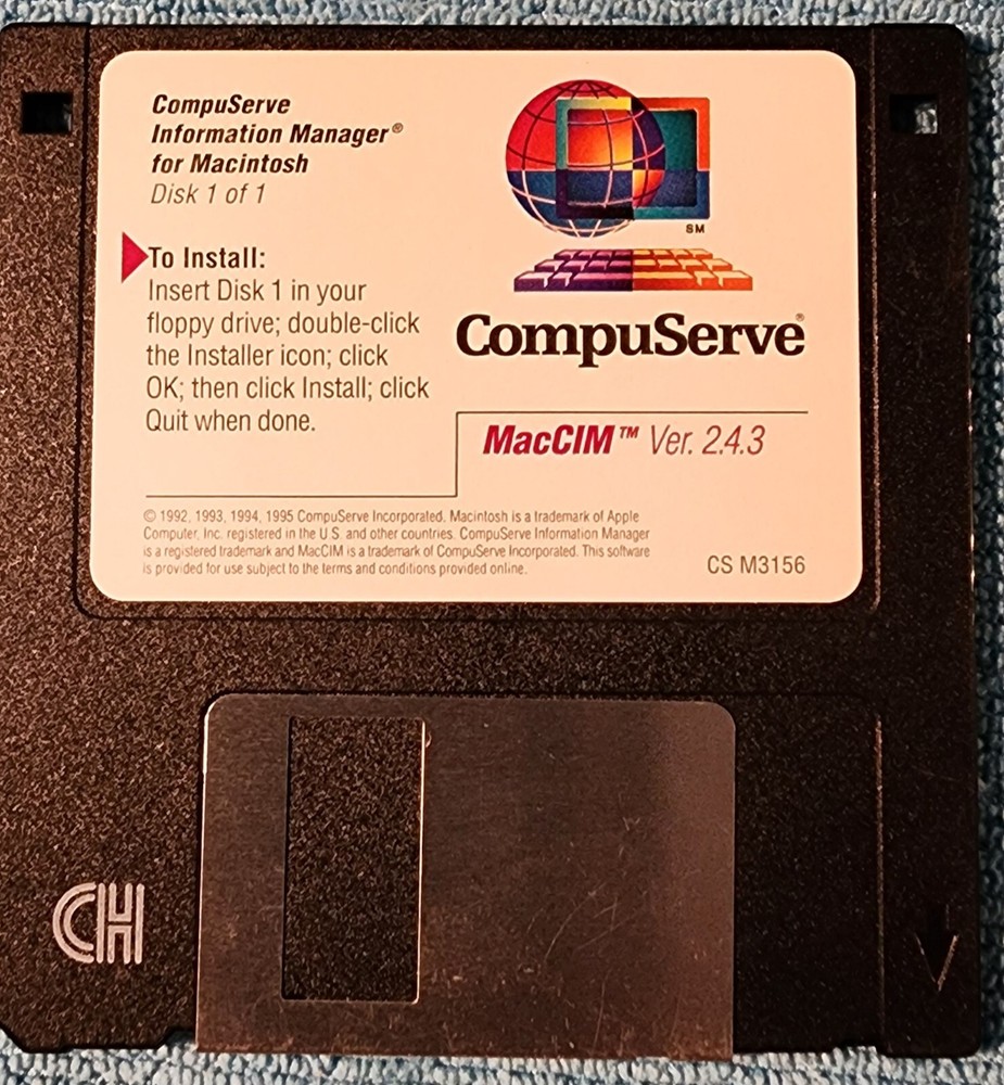 Lot 4 Vintage Mac Shareware CD's & 1 Floppy