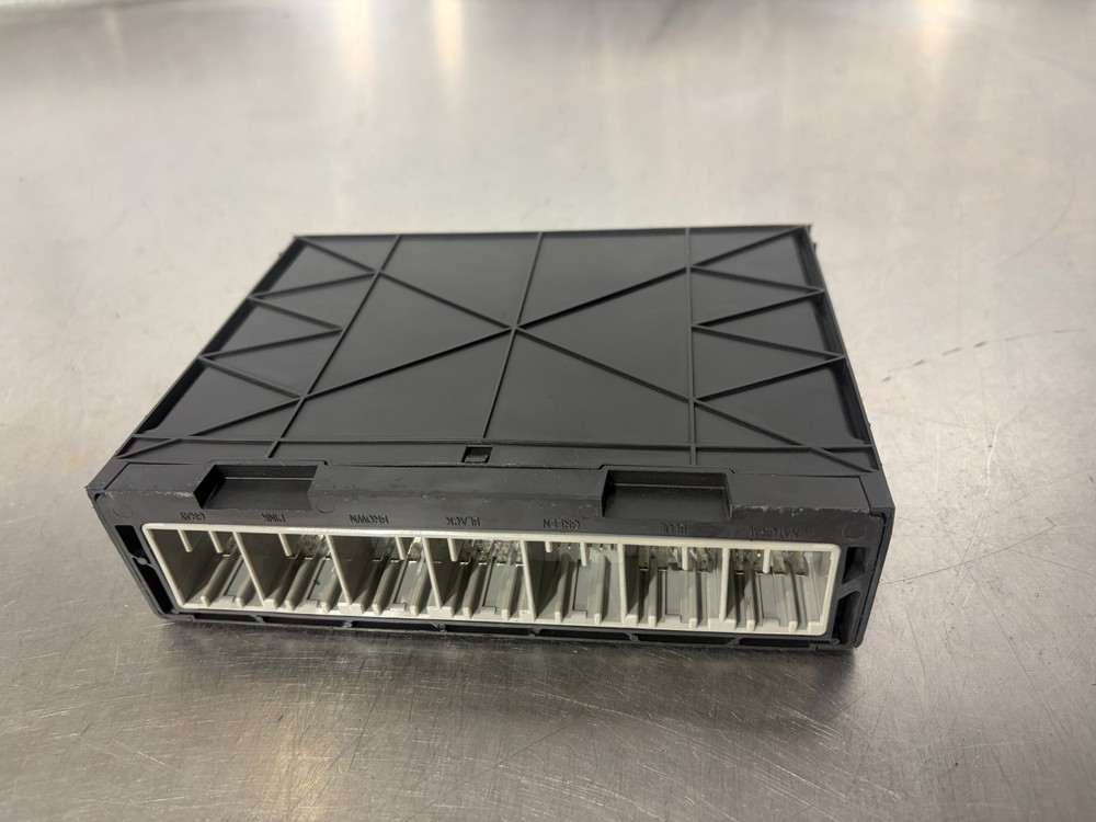 2016 Camaro SS BCM Body Control Module 13509958
