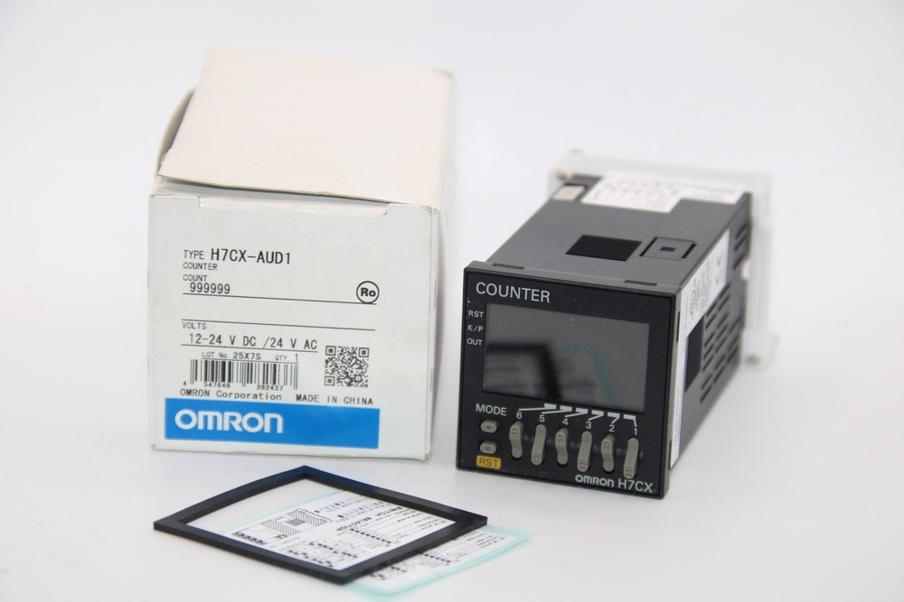 OMRON H7CX-AUD1 Counter