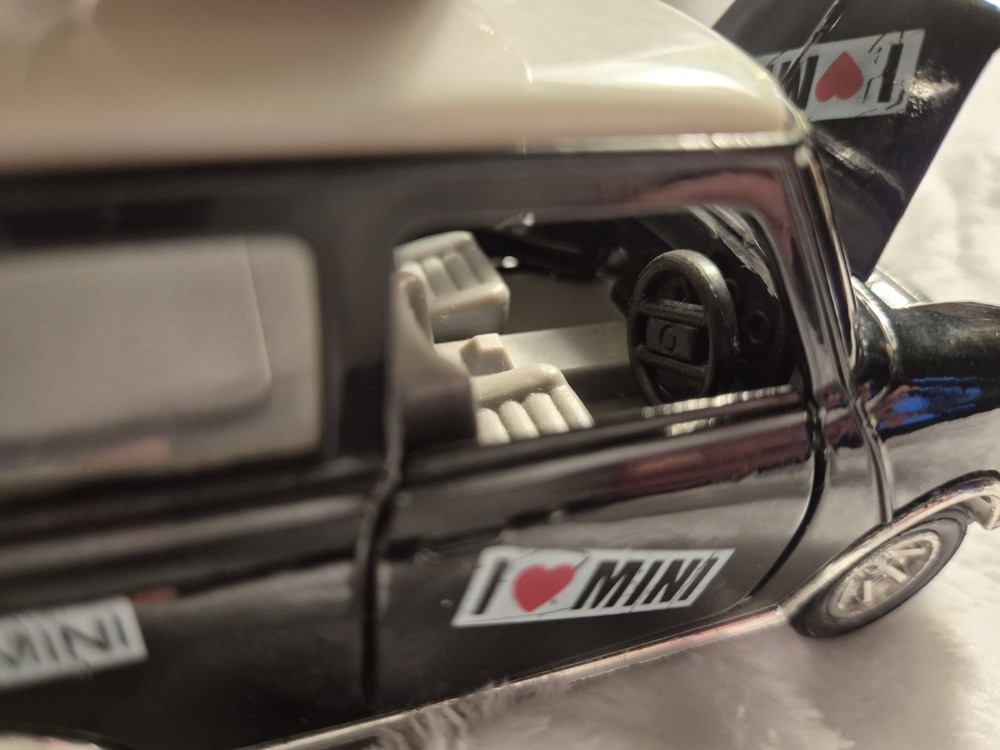 Mini Cooper Scale Model Car Retro Desk Clock - Black