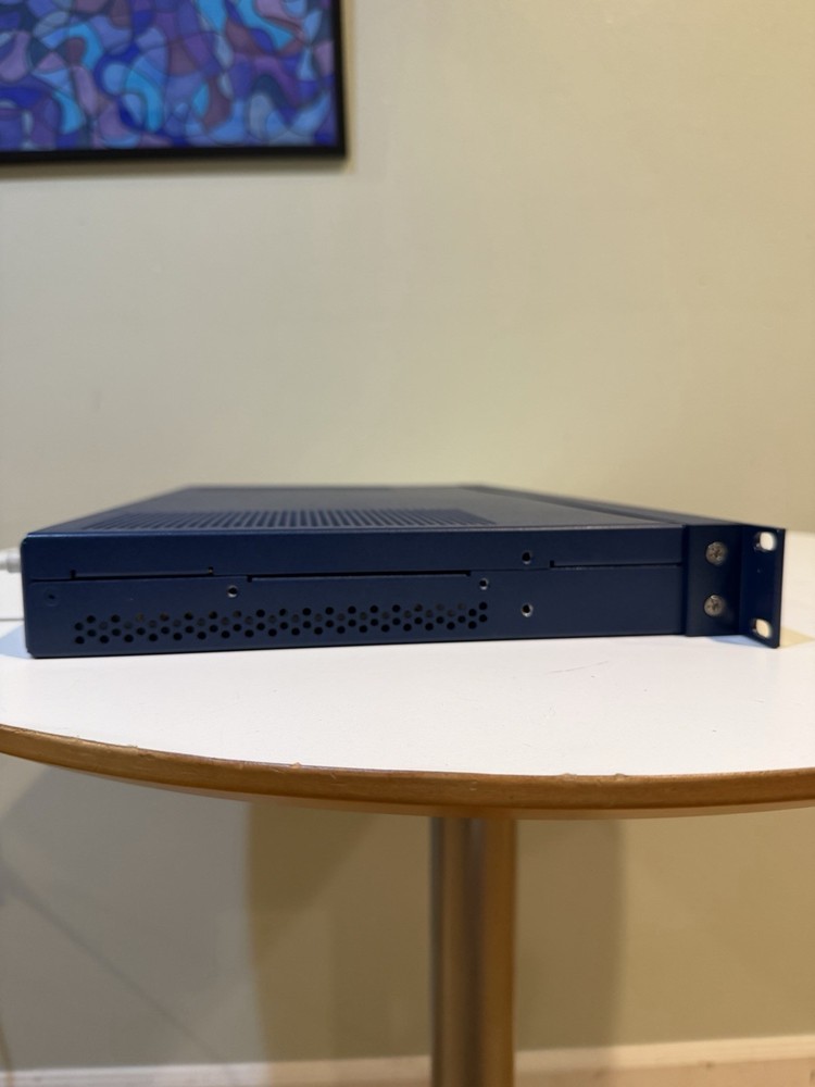 SYMMETRICOM 1520-S200 SYNCSERVER S200 NETWORK TIME SERVER