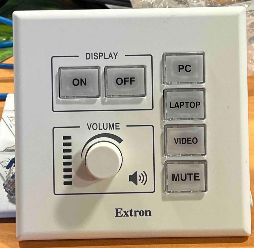 Extron MLC Plus 100 Controller ( 60-1469-03) w/white and black face plates