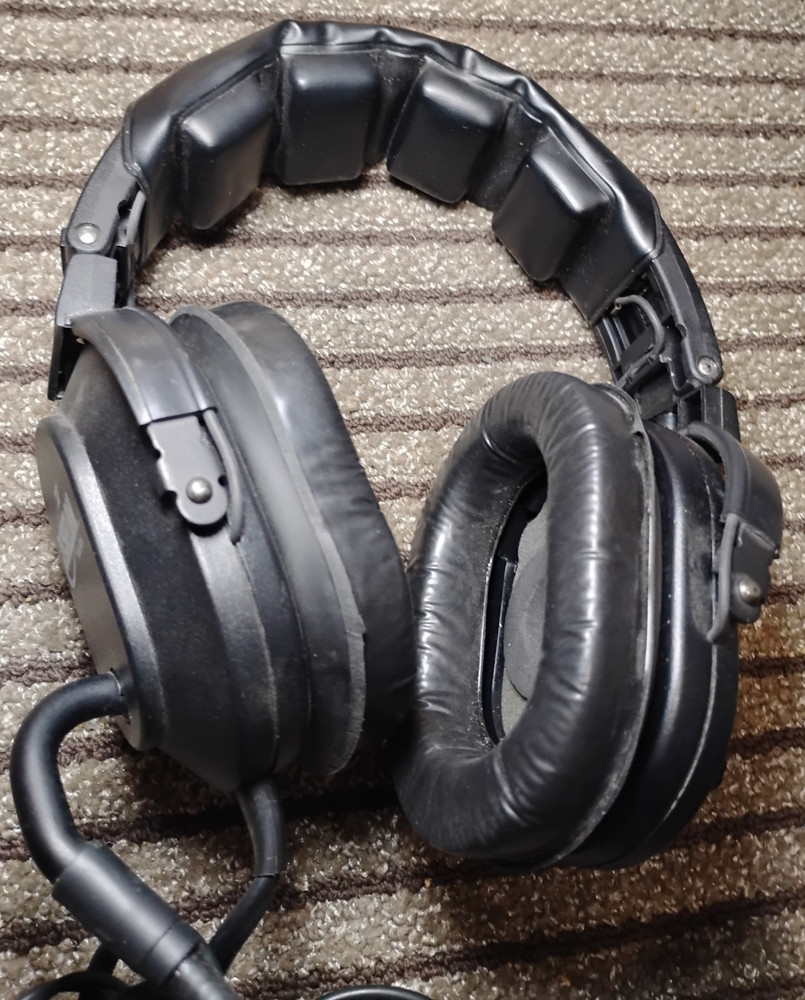 Aviation Headset Telex Echelon Black Clean Tested working