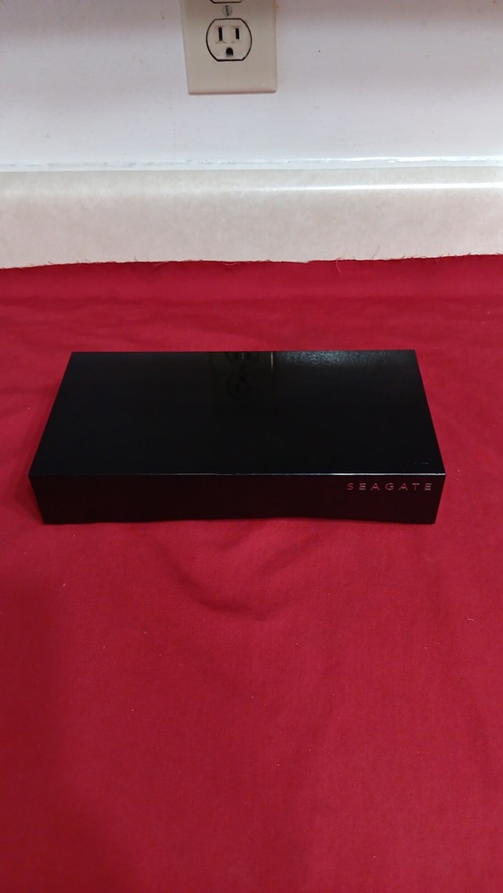 Seagate - Personal Cloud:Home Media Storage Device - 4TB Model:SRN21C-unit Only