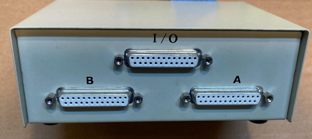 Vintage PC 2-Port Data Transfer Switch A/B - Clean