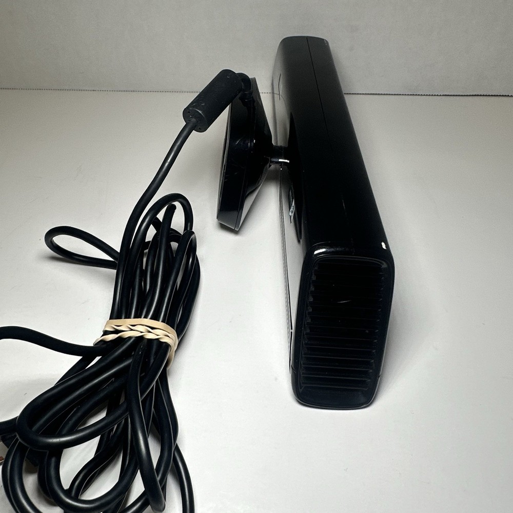 Xbox 360 Kinect Motion Sensor With Kinect Adventures - Tested