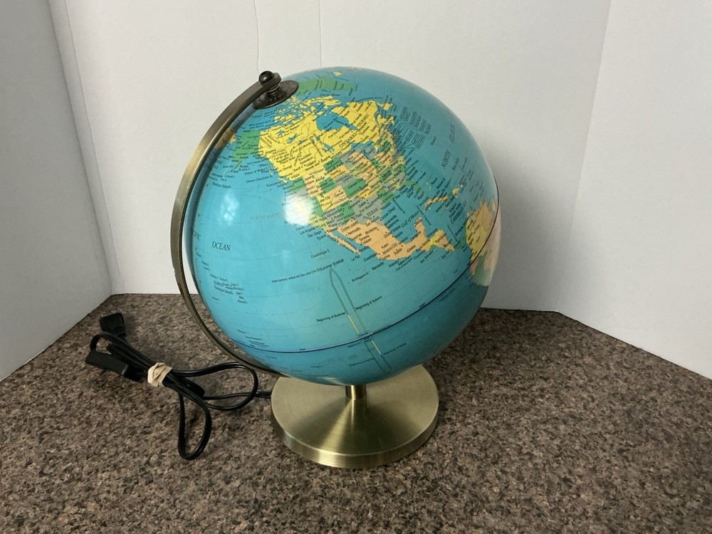 Vintage 10” Illuminated Globe with On/Off Switch