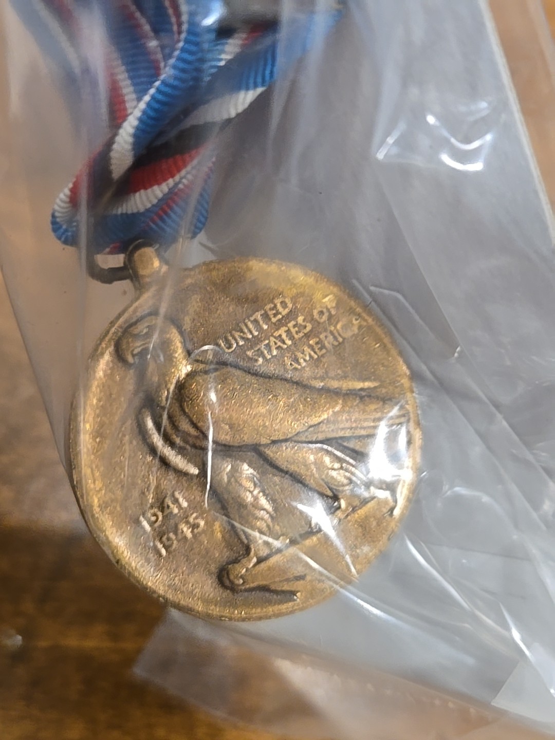 WWII U.S. American Campaign MEDAL and RIBBON BAR Set in Bag /COMPLETE