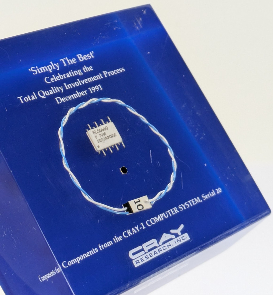 CRAY-1 Supercomputer System Components Lucite Paperweight Cray Research 1991