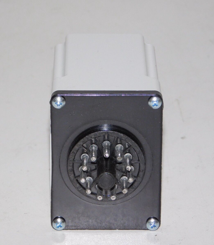New Macromatic TR-66522 E-Mech Triggered Time Delay Interval Relay 120V Module