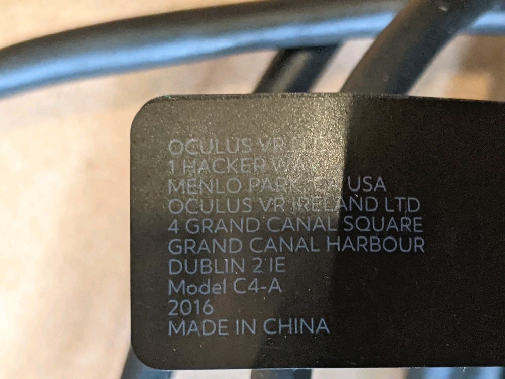 Meta Oculus Rift CV1 VR Virtual Reality Headset Cable Only