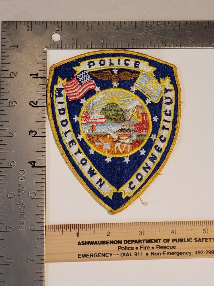 LE8 b7 Police patch Connecticut Middletown Used