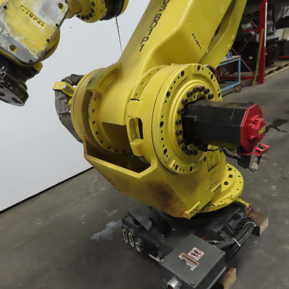 Fanuc M-900ia Robot 6 Axis 350kg Payload Capacity No Controller