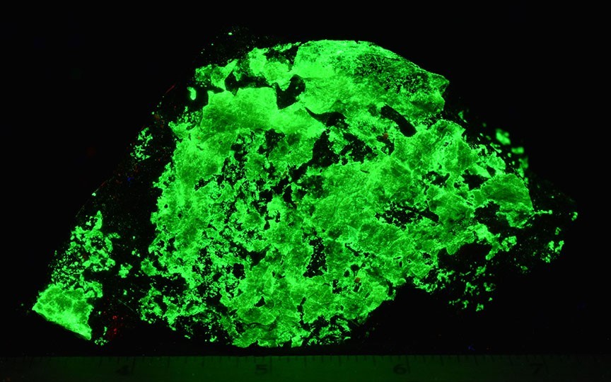 Gemmy fluorescent Willemite From Franklin, NJ