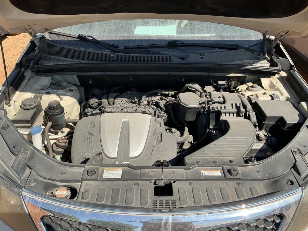 SORENTO 2011 Glove Box 5050733