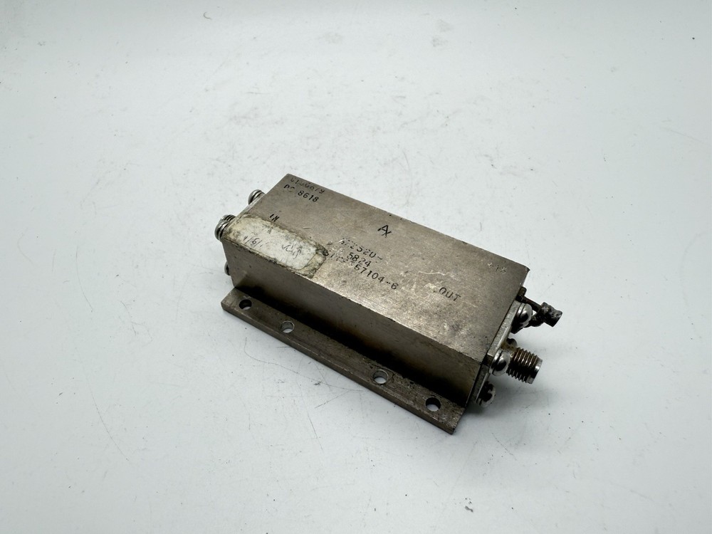 RF Amplifier unknow model SMA Connectors