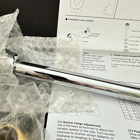 Global Industrial WB761208 Automatic Urinal Flush Valve, Battery Operated, 1.0 G