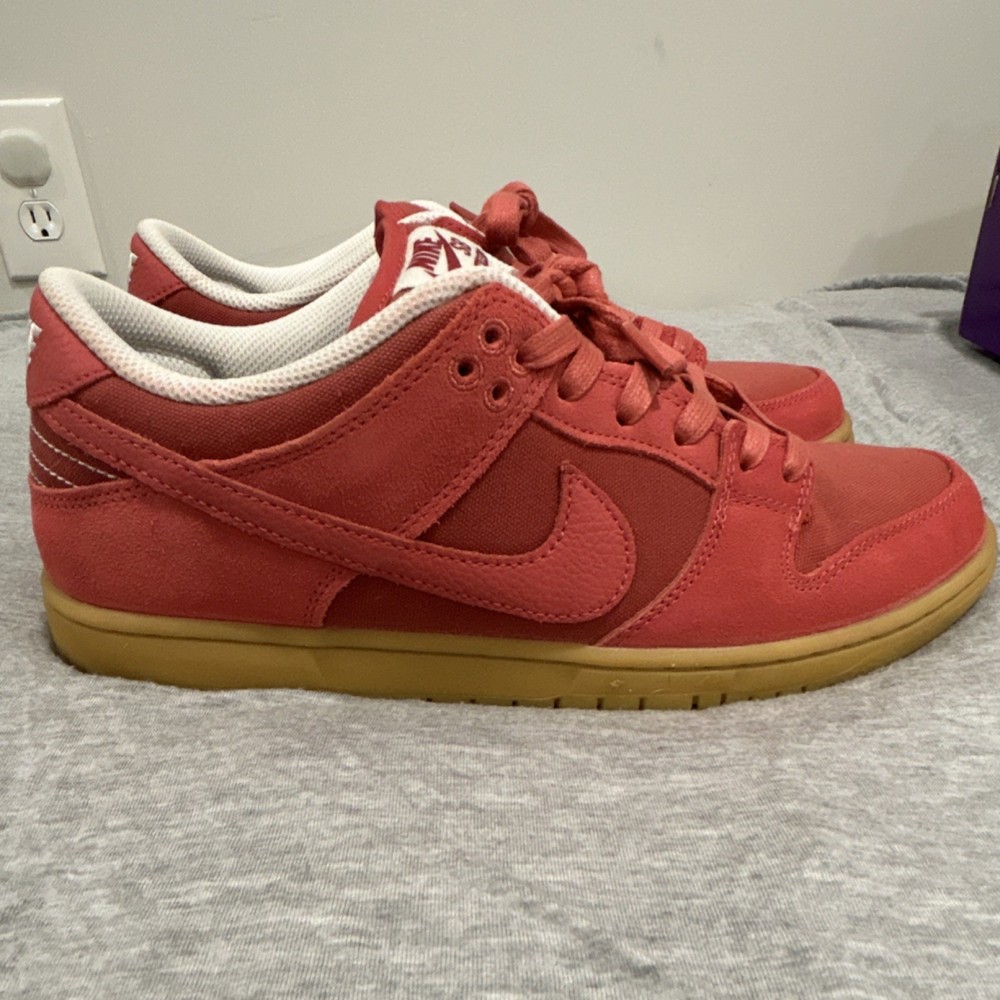 Nike SB Dunk Low Pro Adobe Red Size 8.5