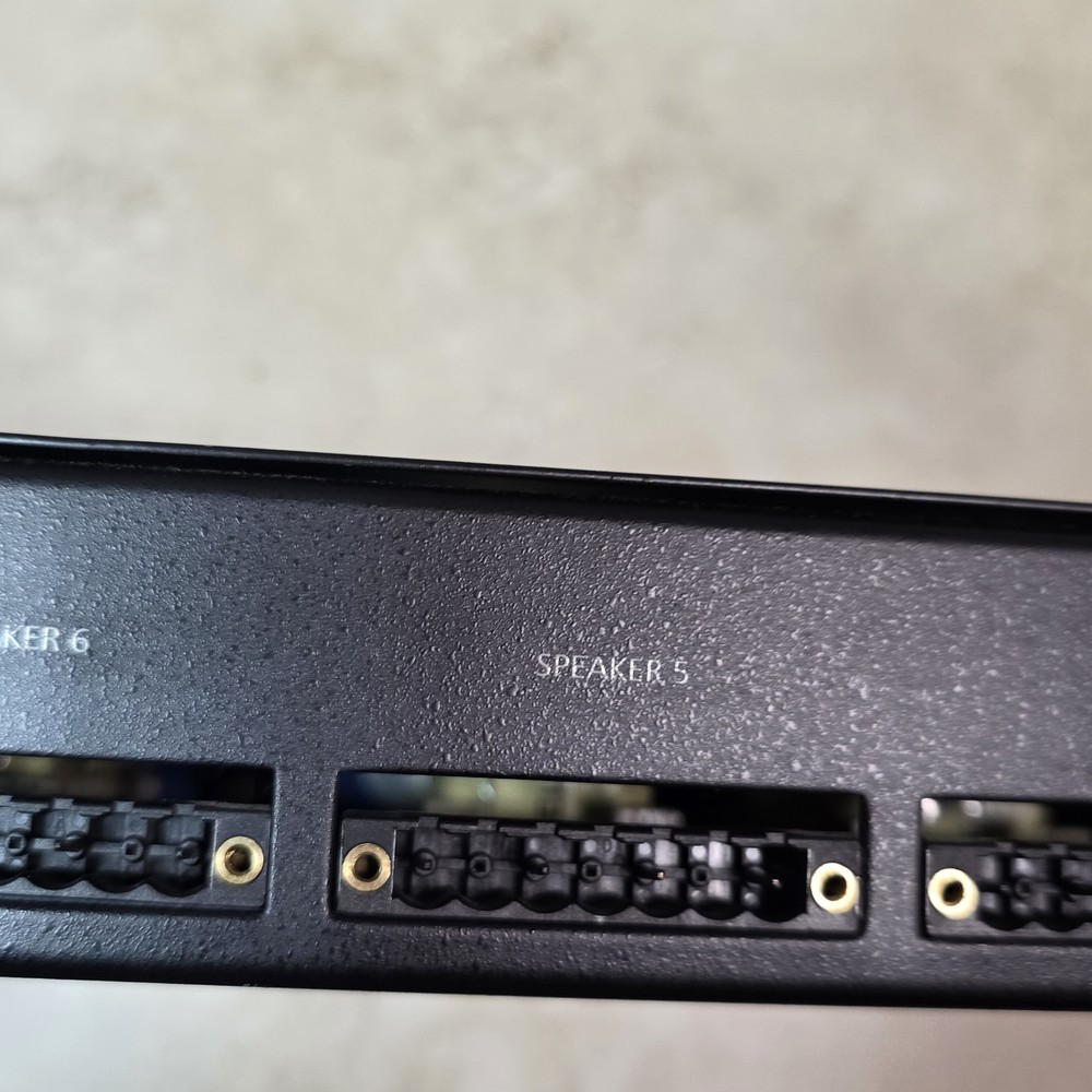 Niles SSVC-6 Speaker Selector Volume Control System 6 Zone Audio Switch