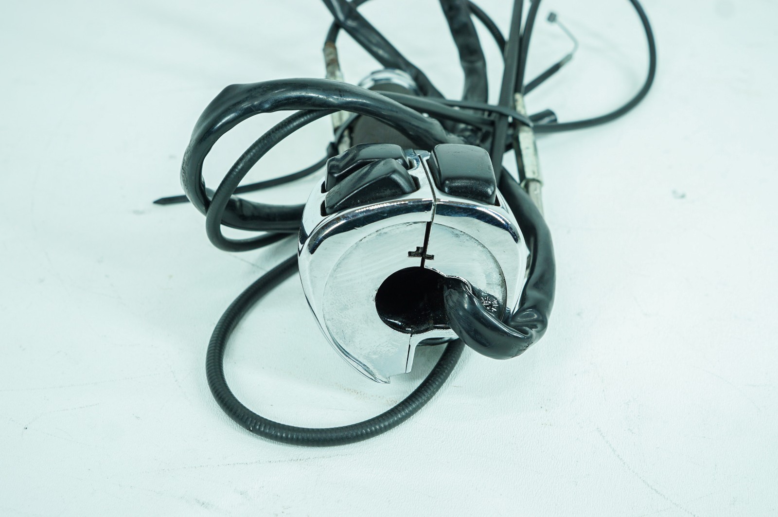 08 Harley Street Glide Touring OEM Right Engine Start Kill Switches Controls