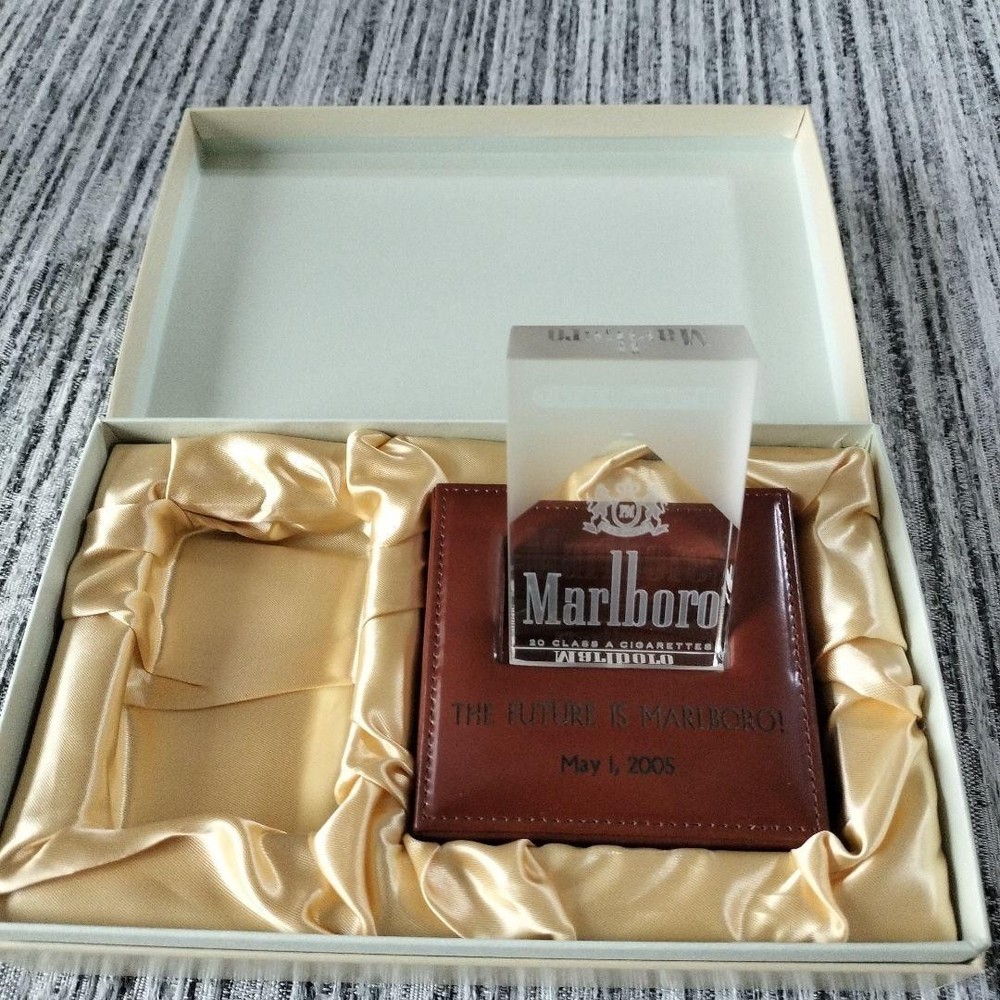 Marlboro Crystal Object 2005 Limited Edition Leather Base Box