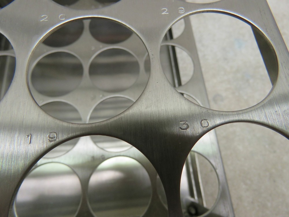 Lachat AIM 1250 autosampler