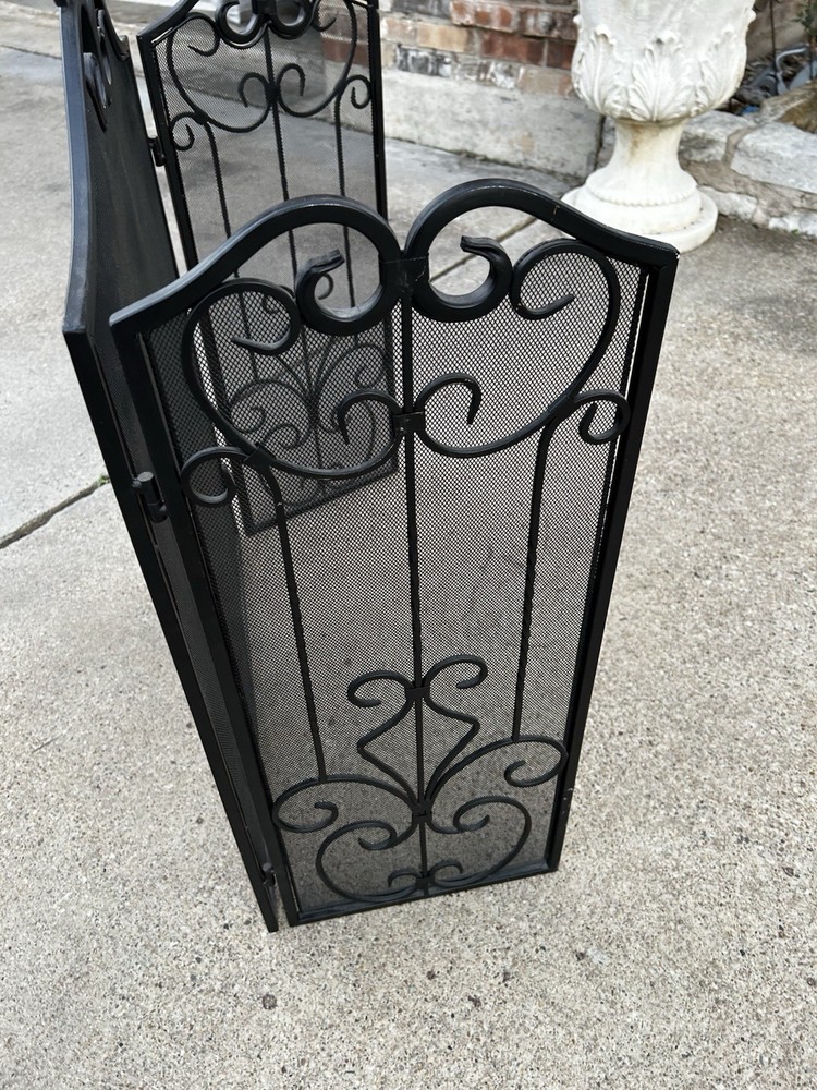 Black metal fireplace screen - Folds Flat - Nice Scrollwork