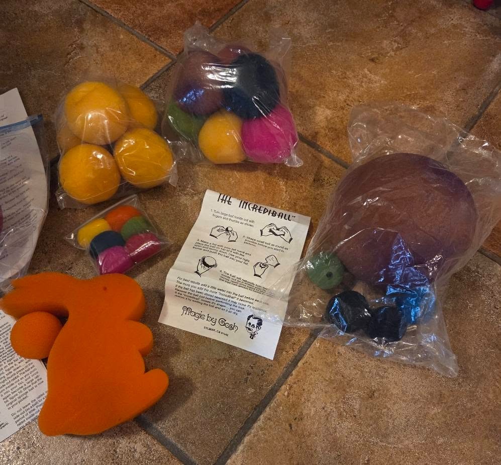 Sponge Lot by Gosh Magic Mentalism Tricks