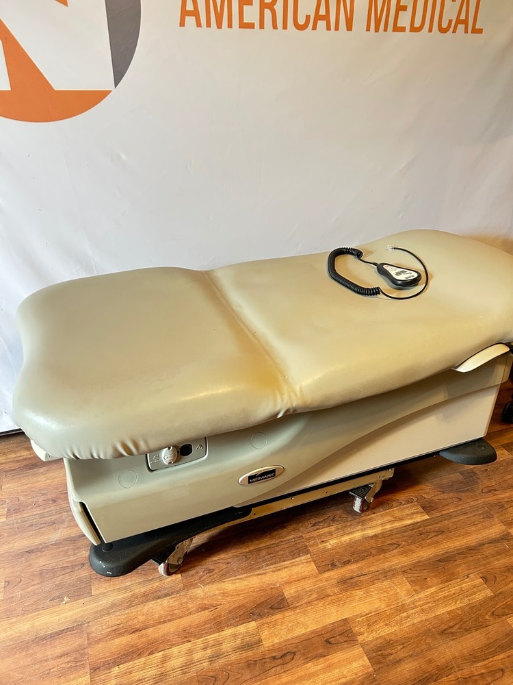 Midmark 625-001 Power Exam Table