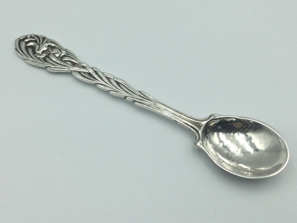 SOLID SILVER SPOON, OMAR RAMSDEN, ROSEMARY PATTERN, LONDON C1938
