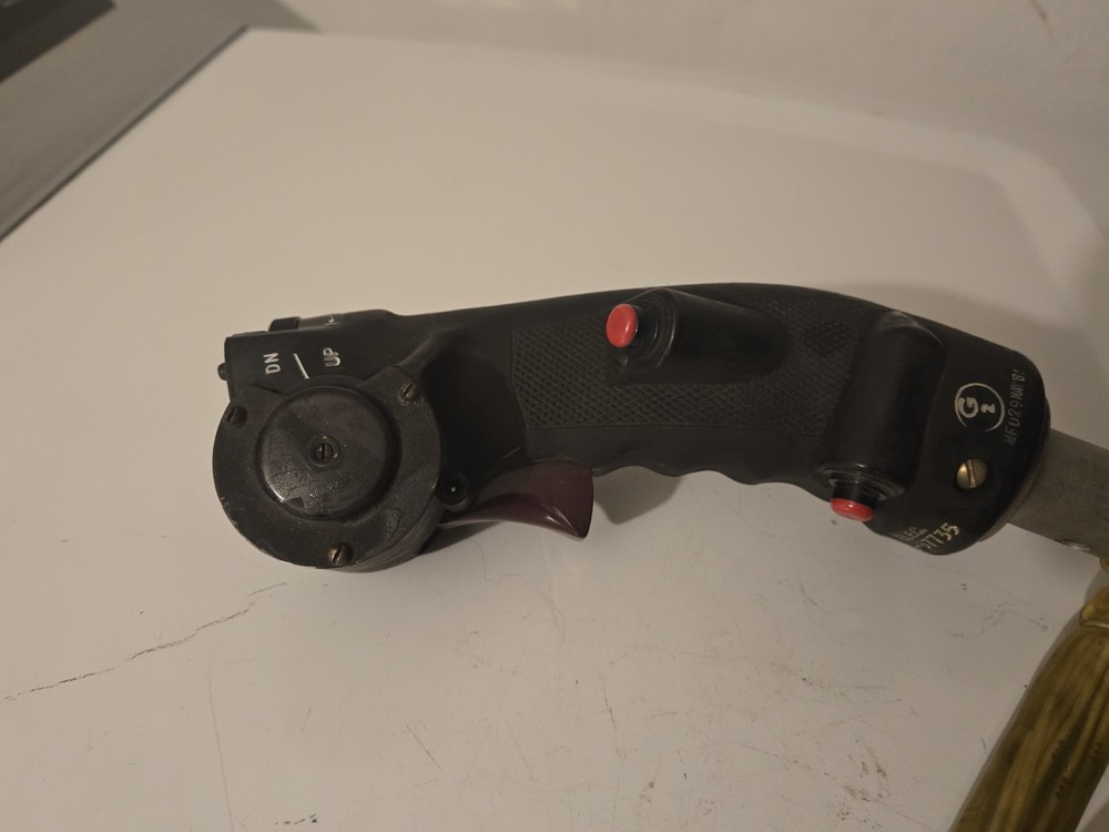 Pilot Stick, Guardian