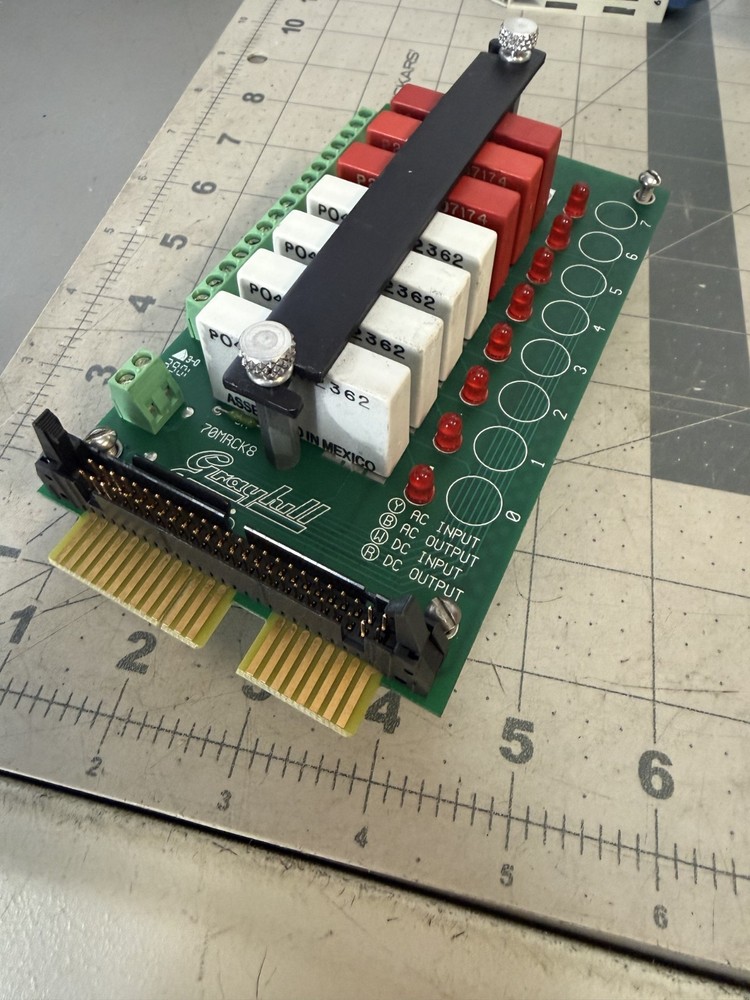Grayhill 70Mrck8-Hl I/O Module Rack