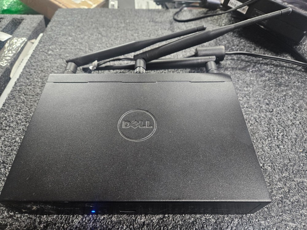 DELL SONICWALL FIREWALL TZ400 W/ POWER SUPPLY