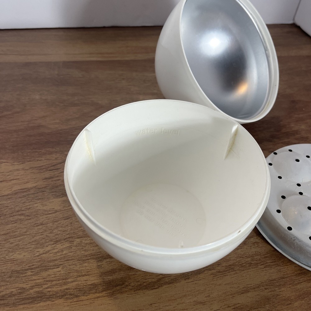 Nordic Ware 4 Cavity Egg Boiler Hard & Soft