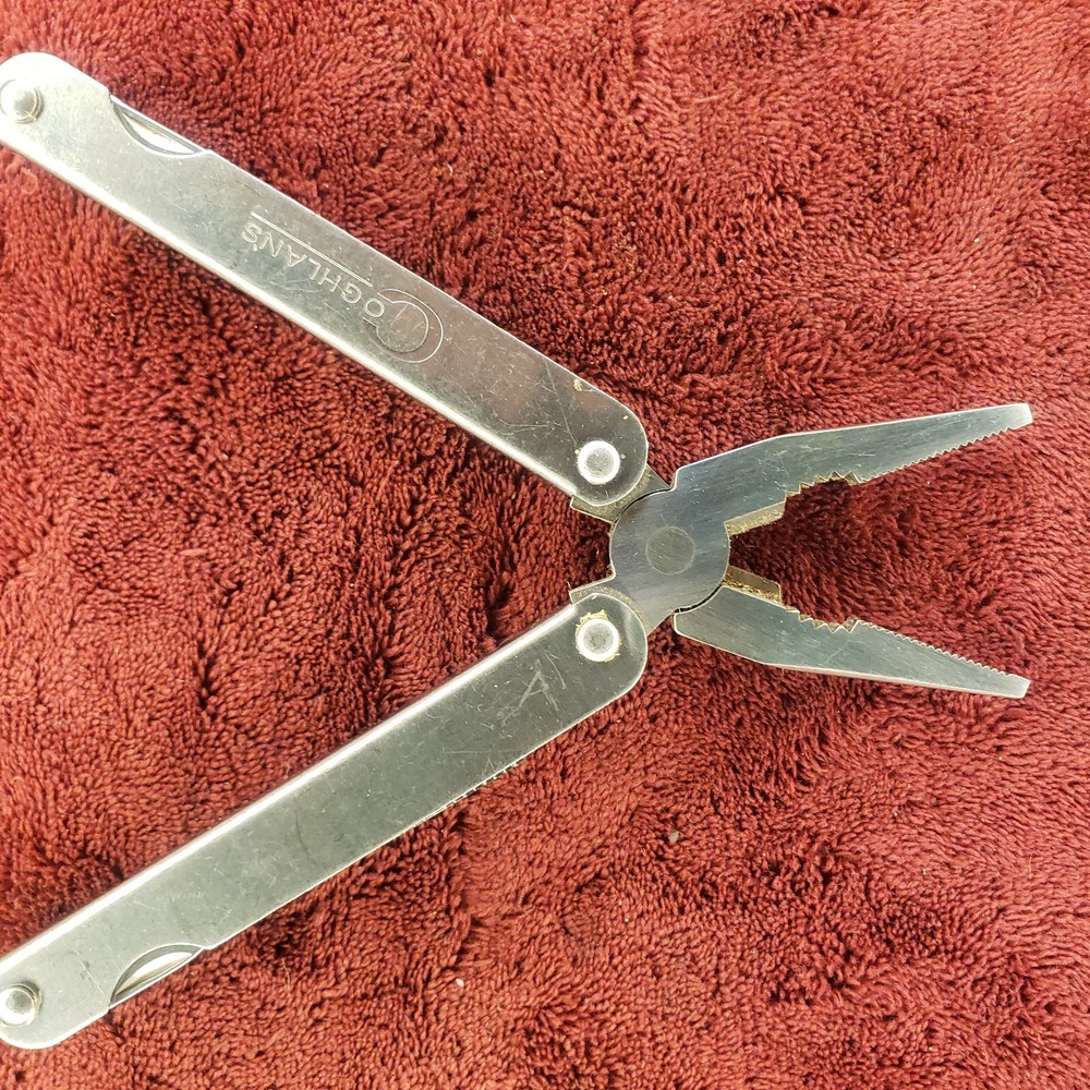 Coghlan's Multifunctional Camper's Tool Mutlitool