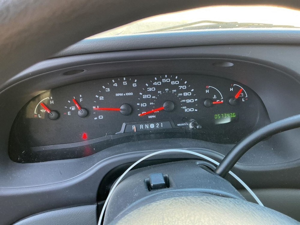 Fuse Box Engine Fits 05-08 FORD E150 VAN 4908570